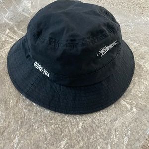 Supreme Gore-Tex Crusher